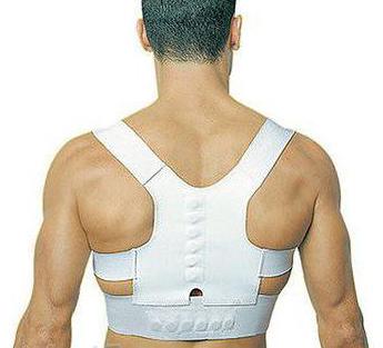 болит спина слева от позвоночника посередине