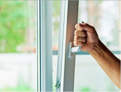 При высоком давлении сильно болит голова